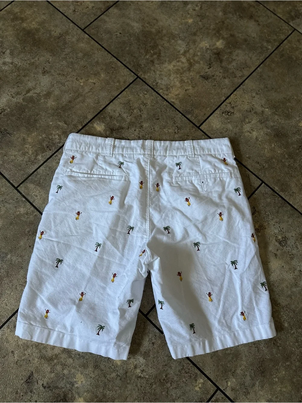 J Crew Stanton Men’s 30 White Chino Bermuda Shorts Hula Girl Palm Tree Tropical